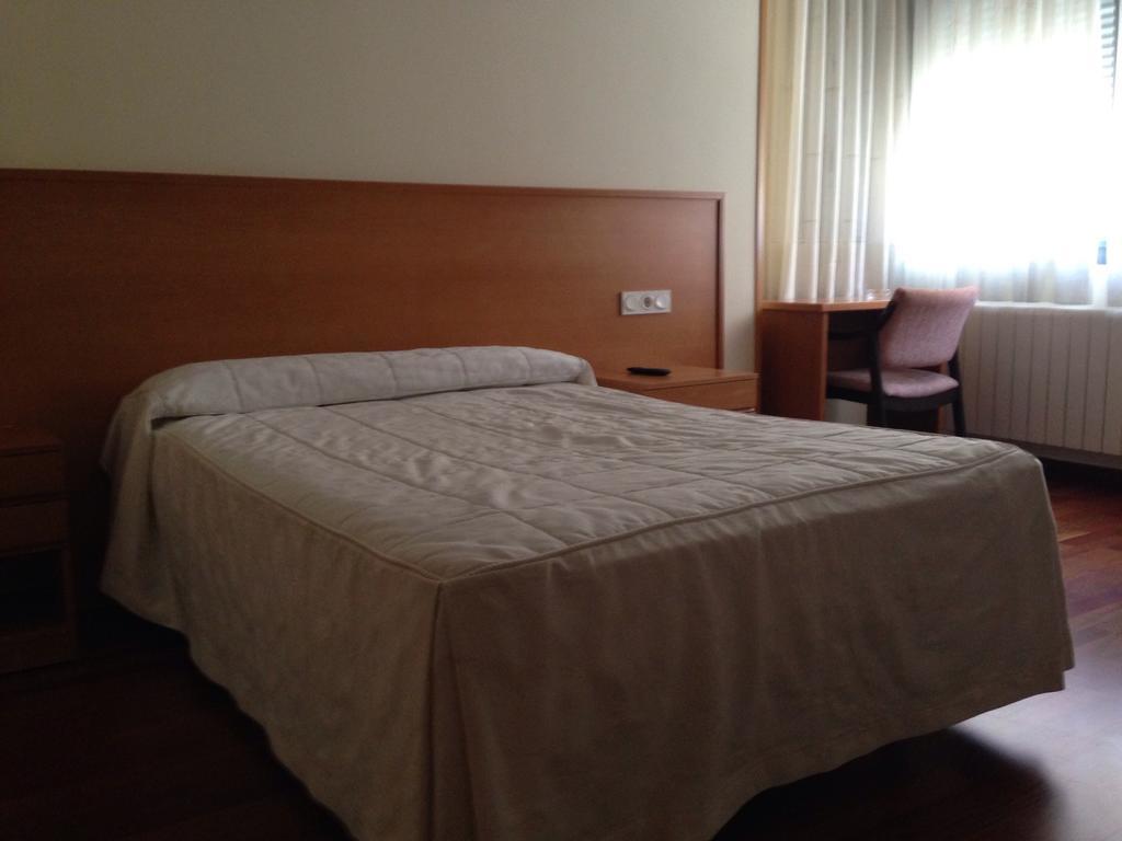Hostal El Poligono Θαμόρα Δωμάτιο φωτογραφία