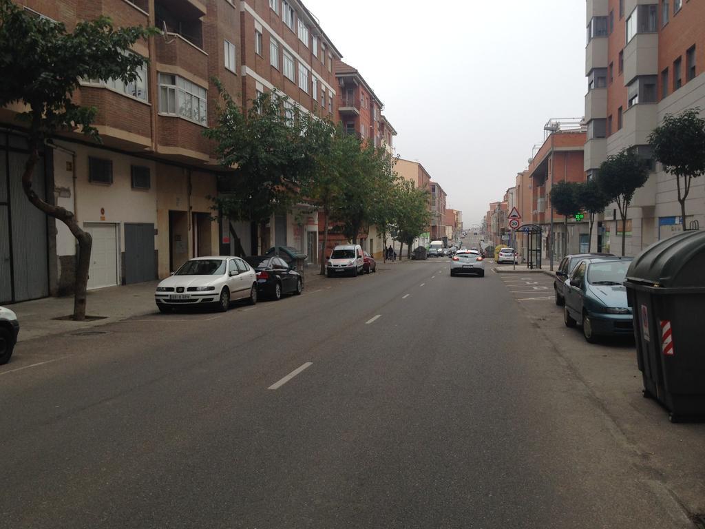 Hostal El Poligono Θαμόρα Εξωτερικό φωτογραφία
