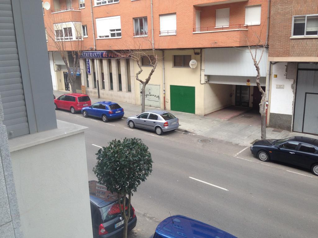 Hostal El Poligono Θαμόρα Εξωτερικό φωτογραφία